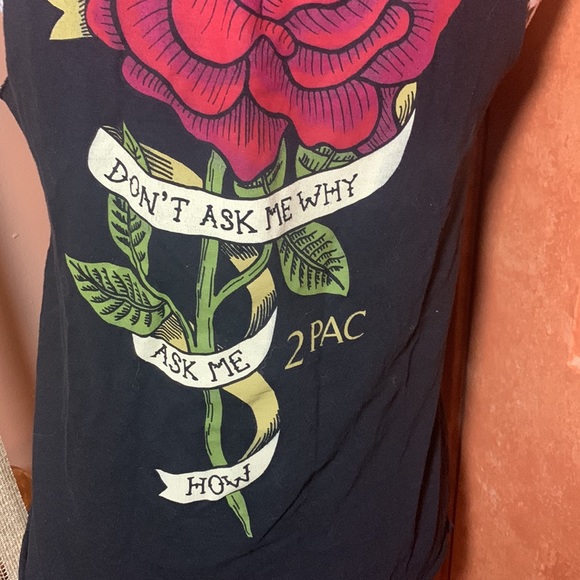 2pac cotton sleeveless shirt w/ “don’t ask me why” “ask me” on back - Picture 6 of 7